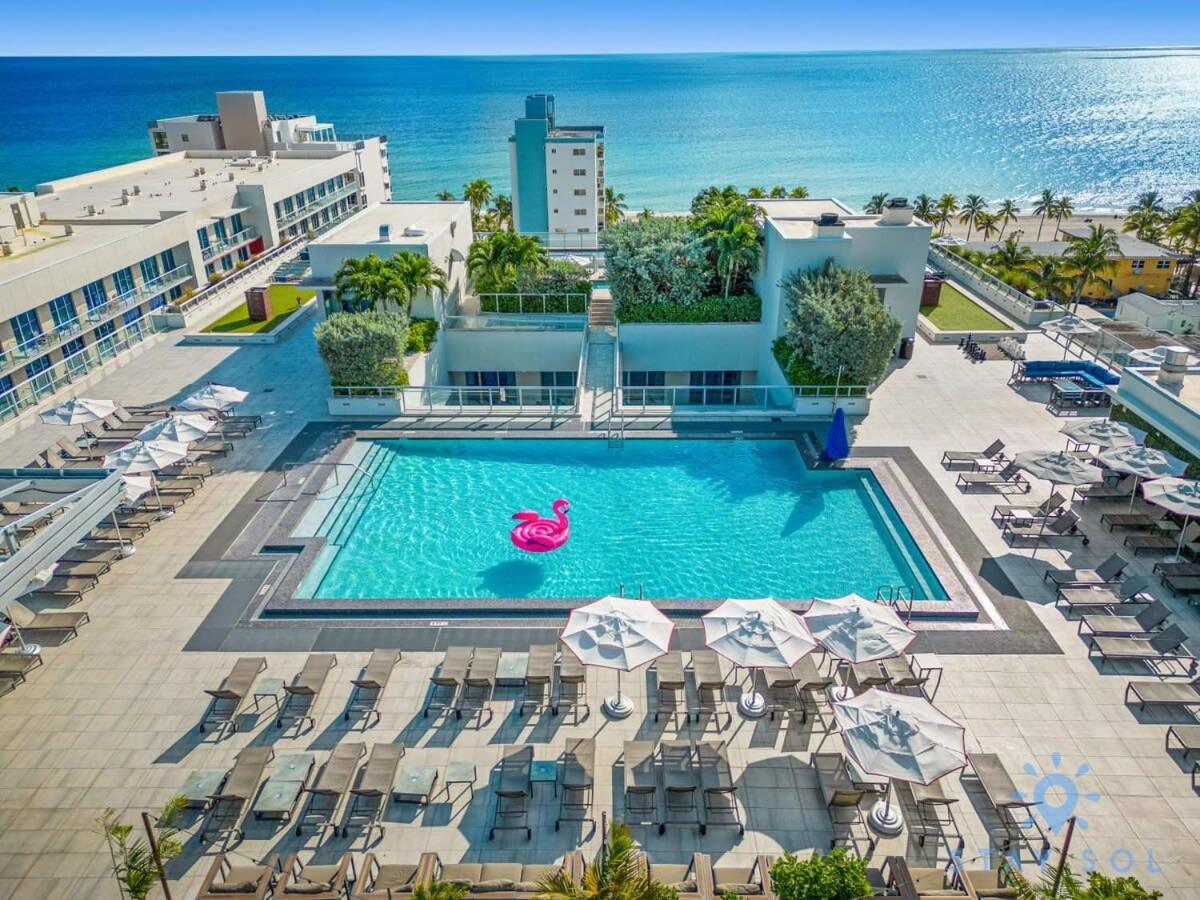 Lx Oasis Beachfront-Rt Infinity Pool Hollywood Esterno foto