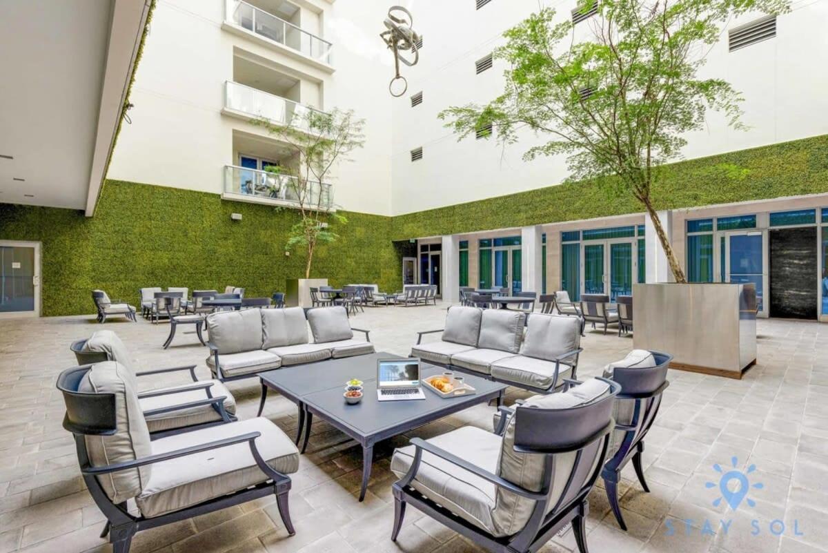 Lx Oasis Beachfront-Rt Infinity Pool Hollywood Esterno foto
