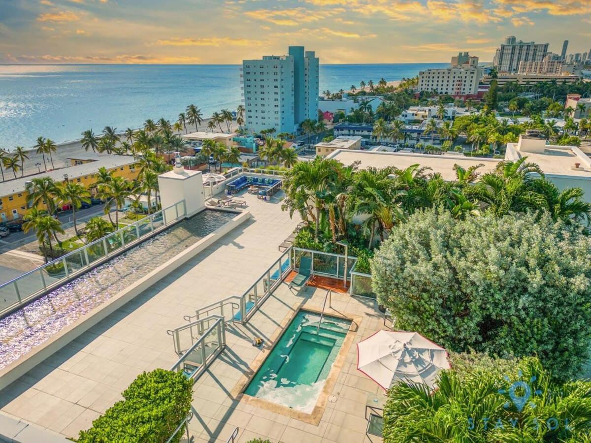 Lx Oasis Beachfront-Rt Infinity Pool Hollywood Esterno foto