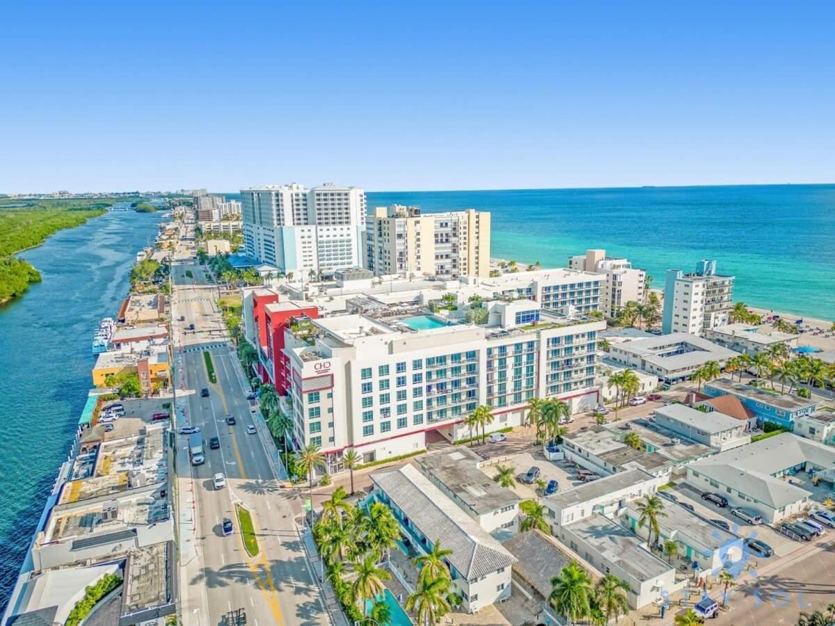 Lx Oasis Beachfront-Rt Infinity Pool Hollywood Esterno foto