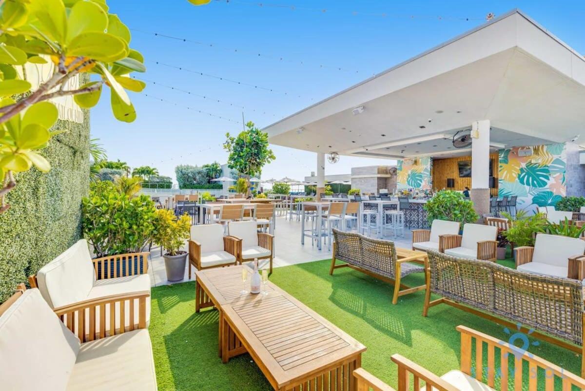 Lx Oasis Beachfront-Rt Infinity Pool Hollywood Esterno foto