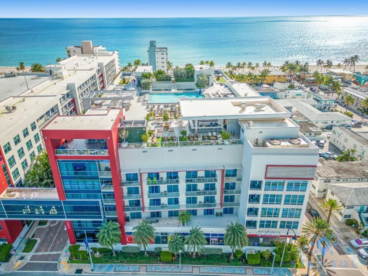 Lx Oasis Beachfront-Rt Infinity Pool Hollywood Esterno foto