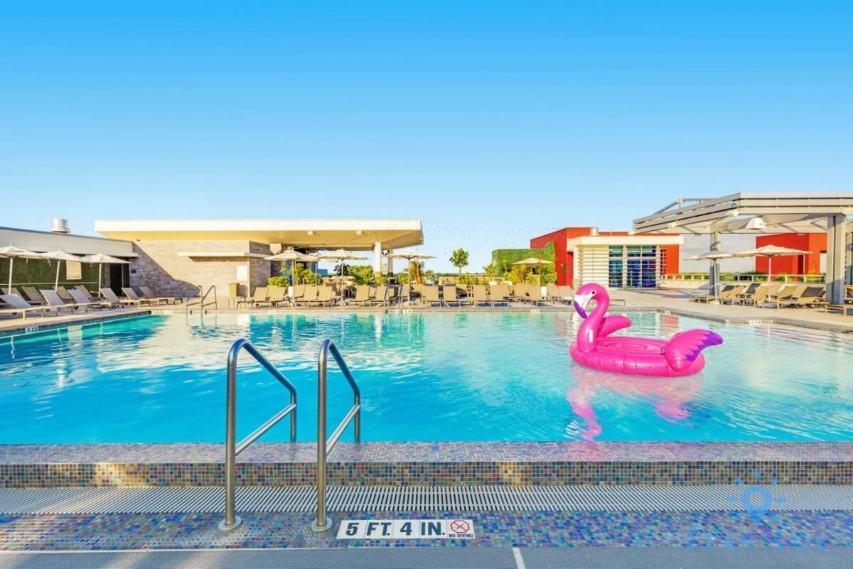 Lx Oasis Beachfront-Rt Infinity Pool Hollywood Esterno foto